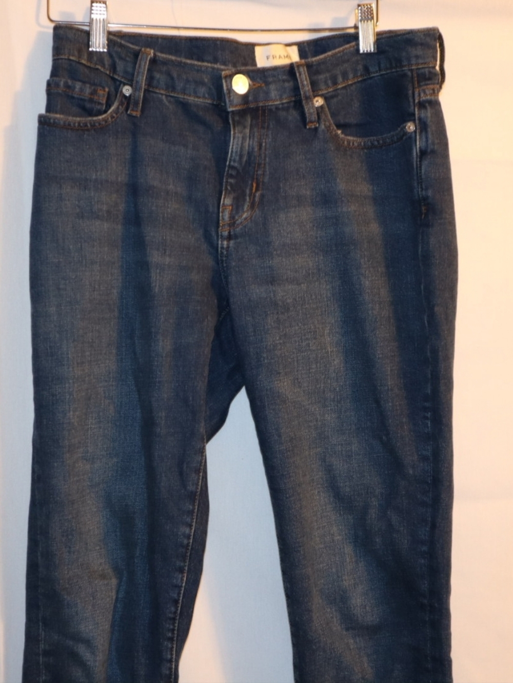 The FRAME Le Garçon in "Othello" is  classic mid-rise boyfriend jean Size 27 - Picture 10 of 13